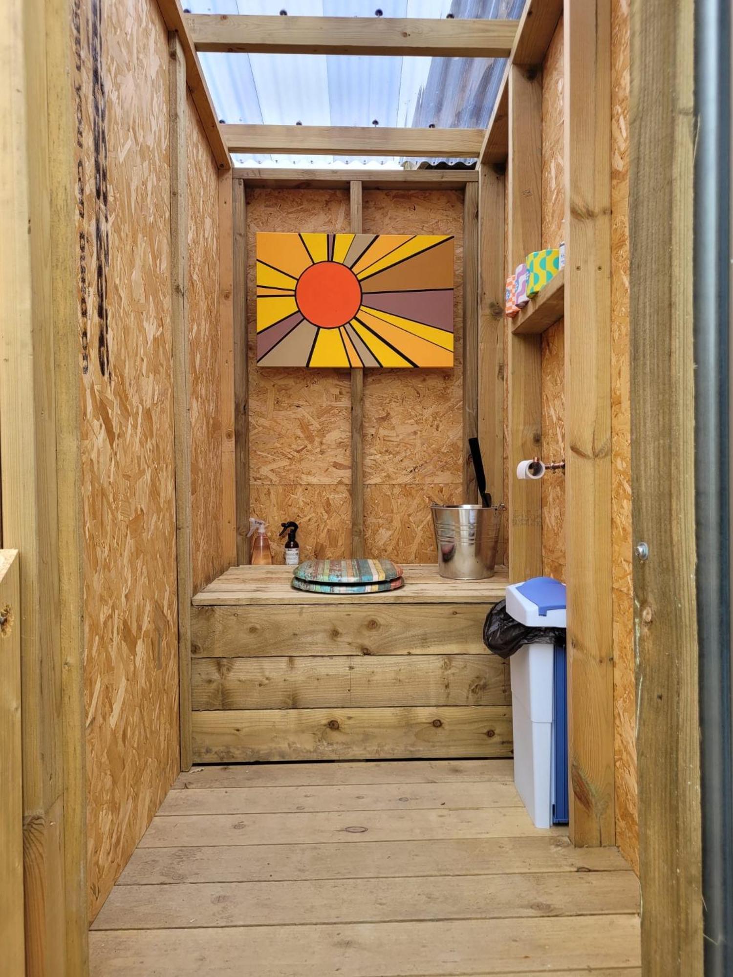 Lakeside Glamping Firecrest *