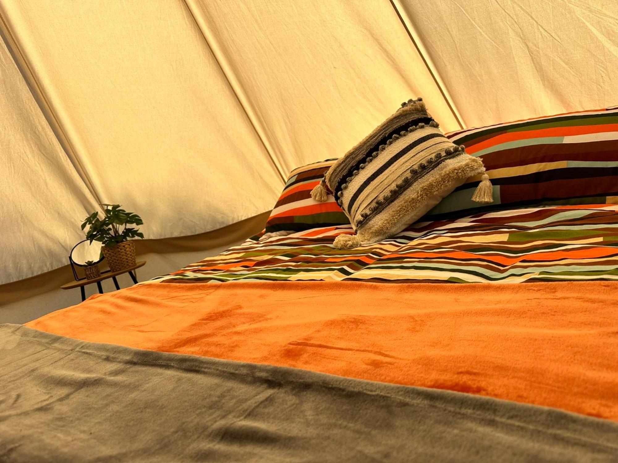 Lakeside Glamping Firecrest Luxury tent