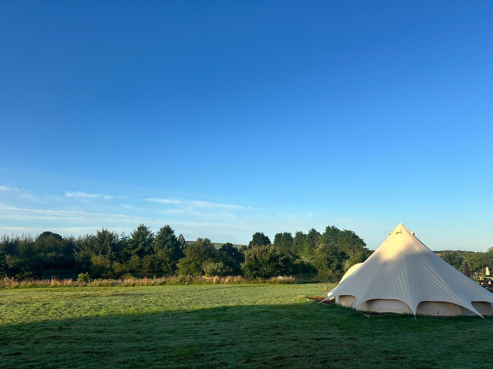 Lakeside Glamping Firecrest Luxury tent